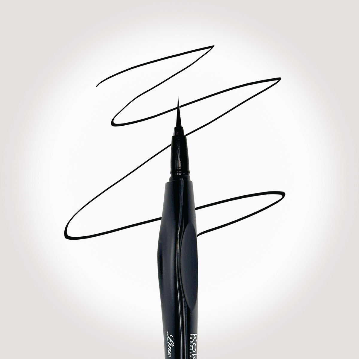 LINE & STYLE LONGWEAR LIQUID EYELINER